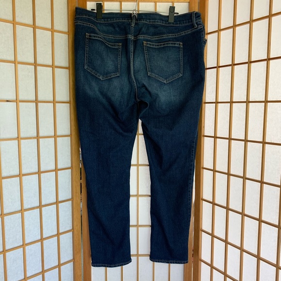 Slightly Distressed Dark Wash Boyfriend Jeans - Picture 4 of 6